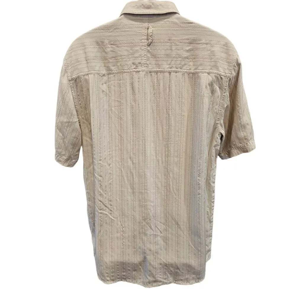 The North Face size large short sleeve button up men's outdoor neutral